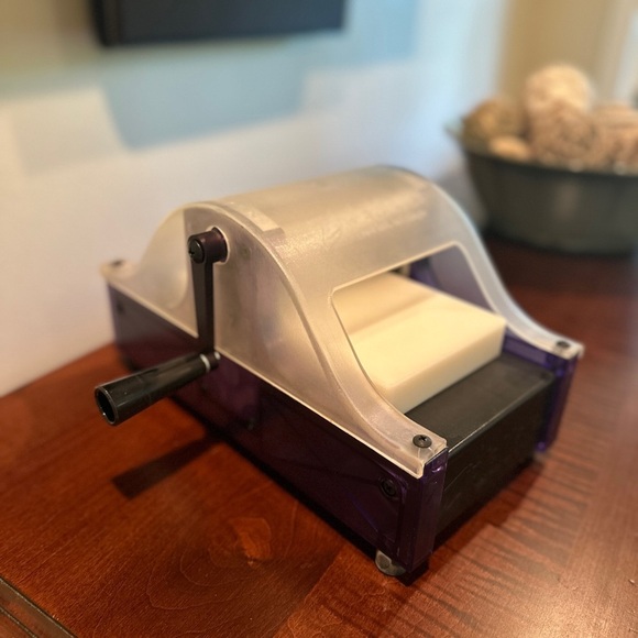 Zip ‘e Mate Craft Cutter – Working Condition – Accessories Included - Picture 4 of 11